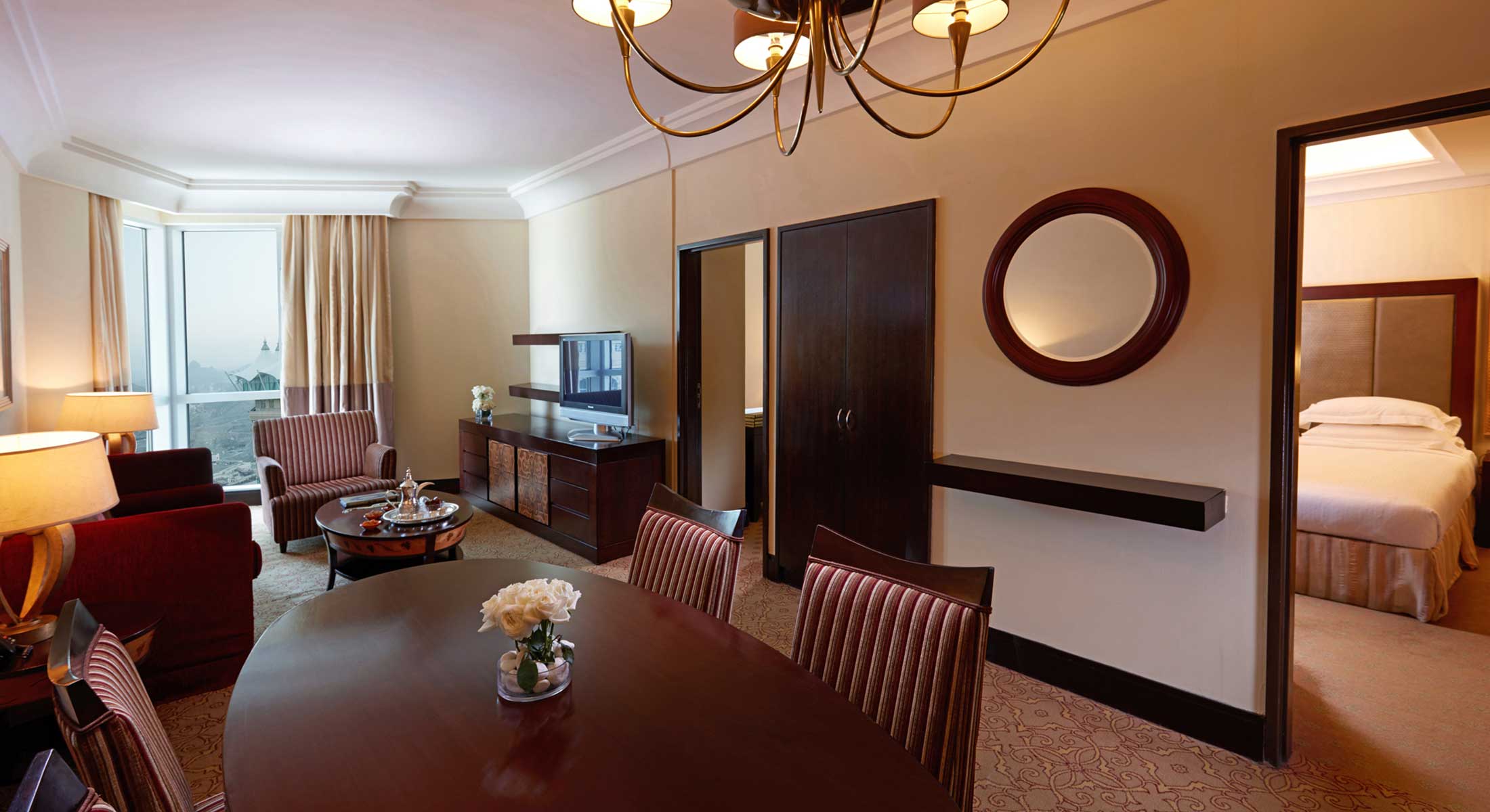 Pullman Zamzam Hotel image 6